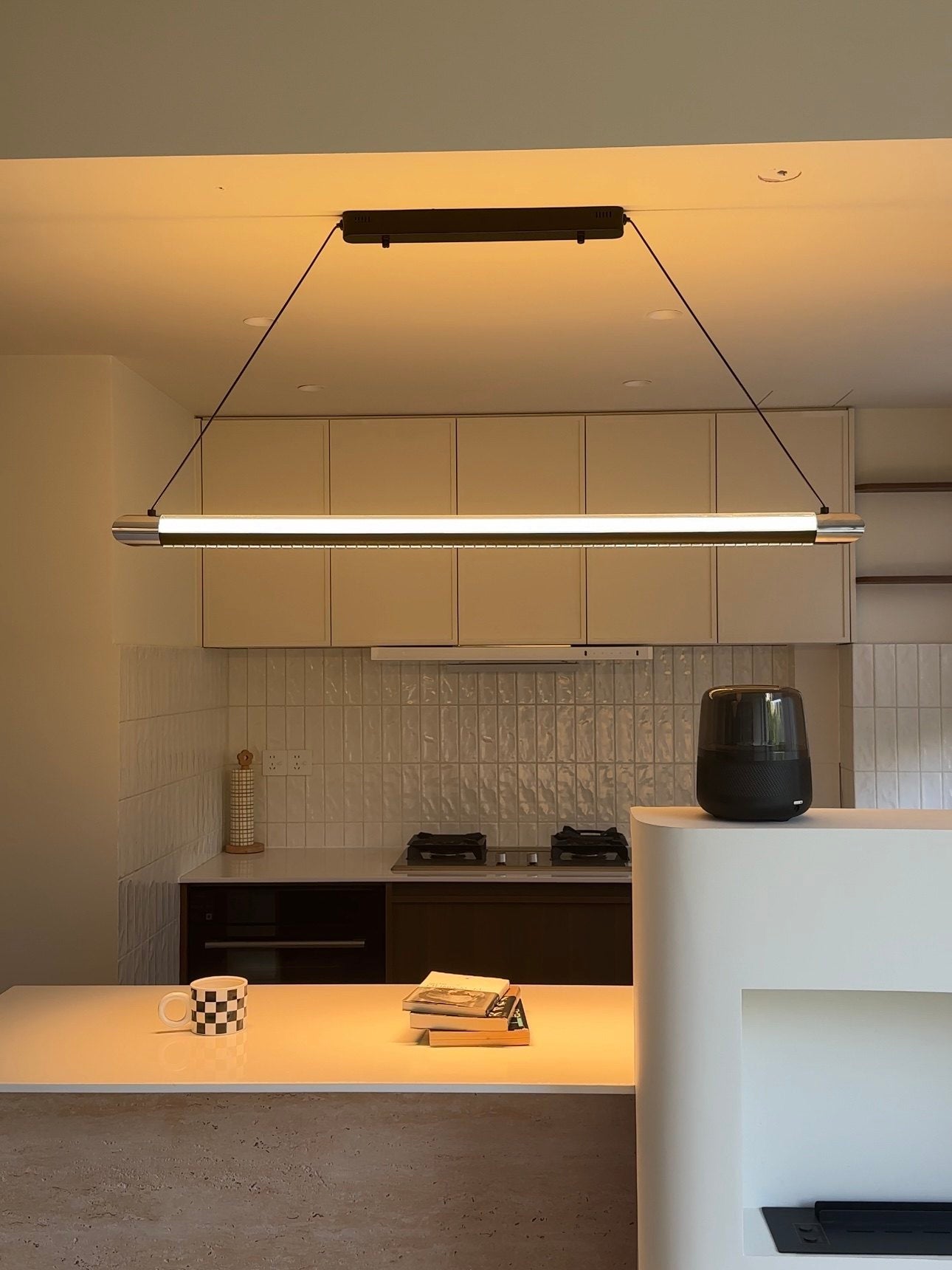 Catherine | Black Linear Pendant