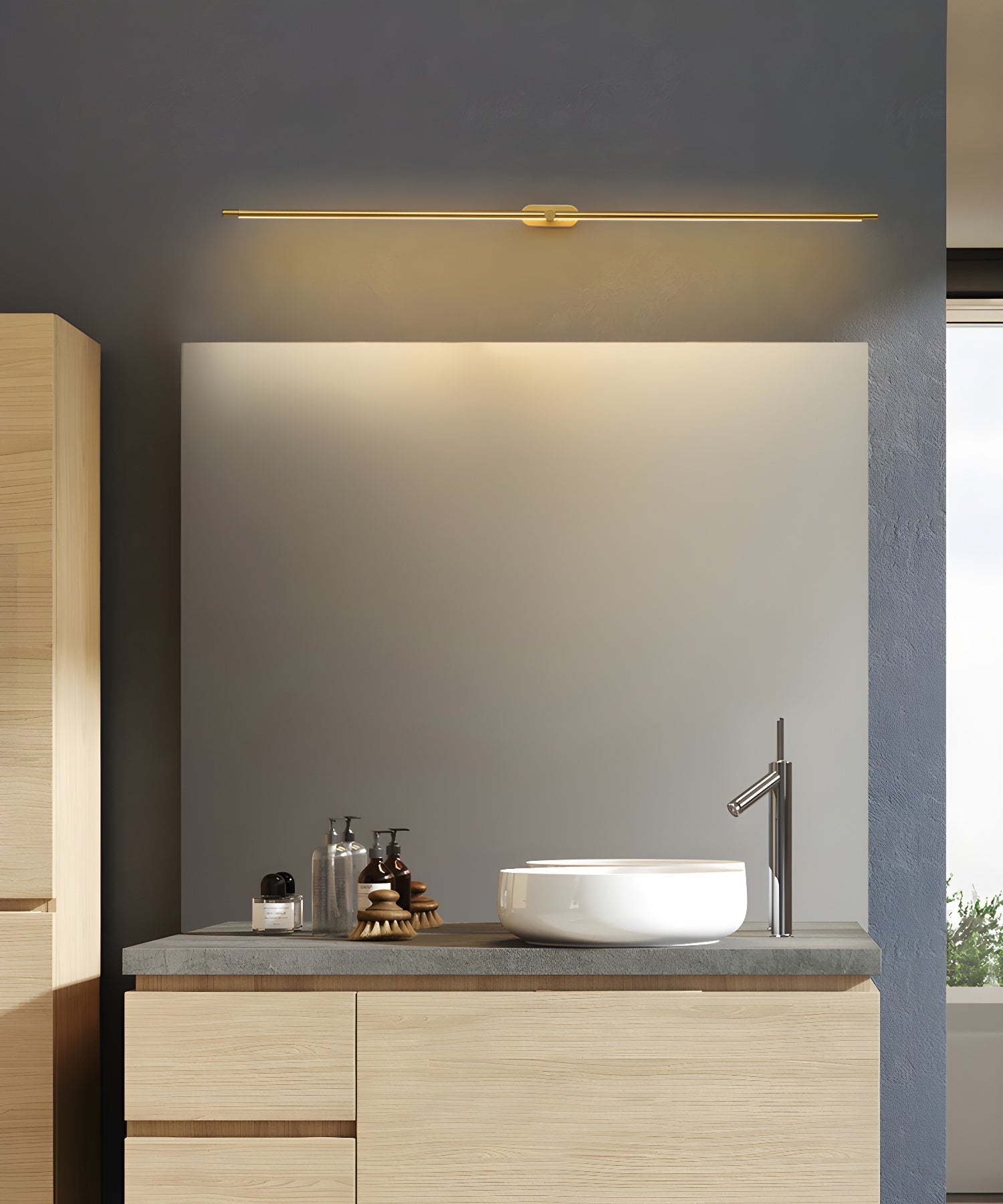Wendy | Linear Wall Lamp