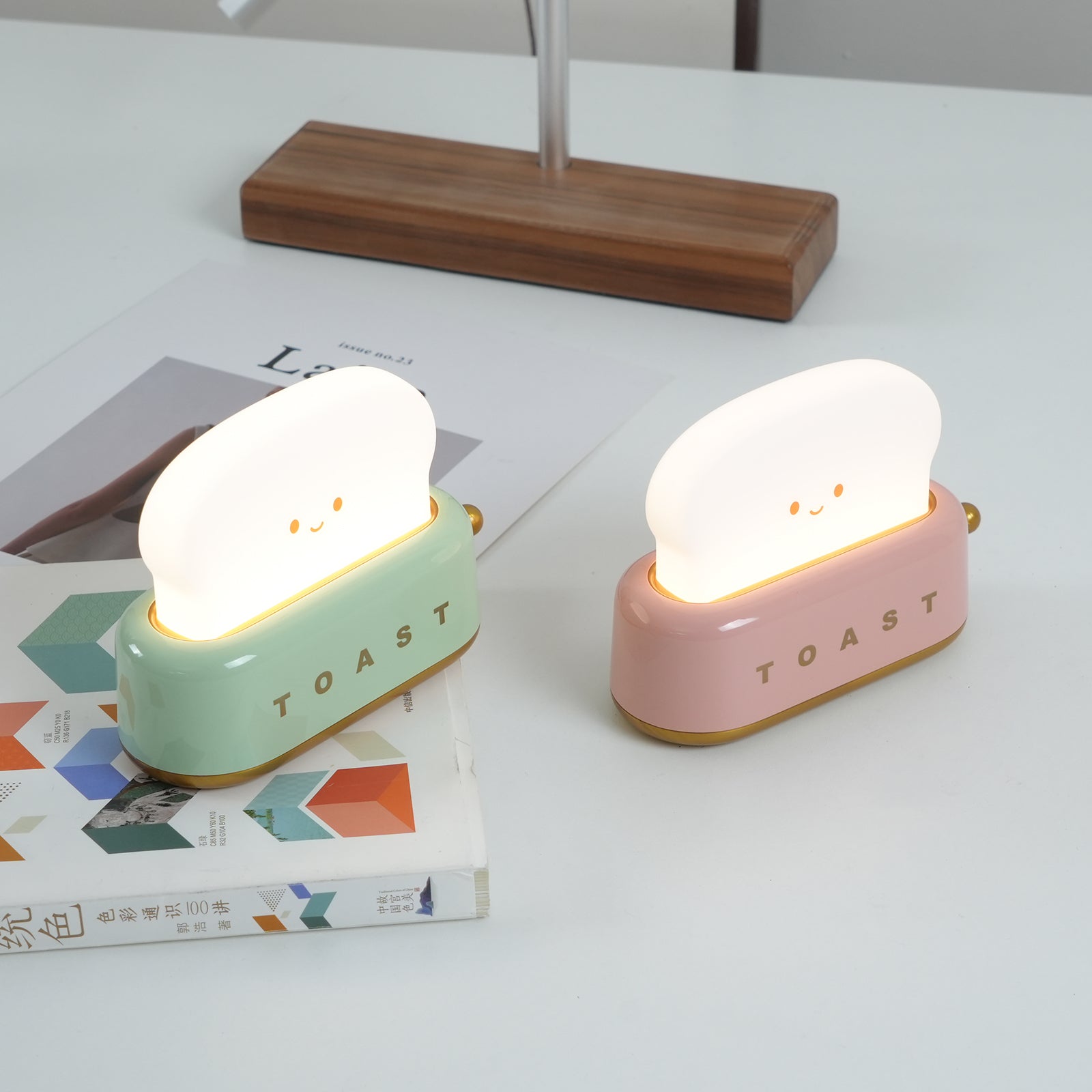 Laura | Table Lamp