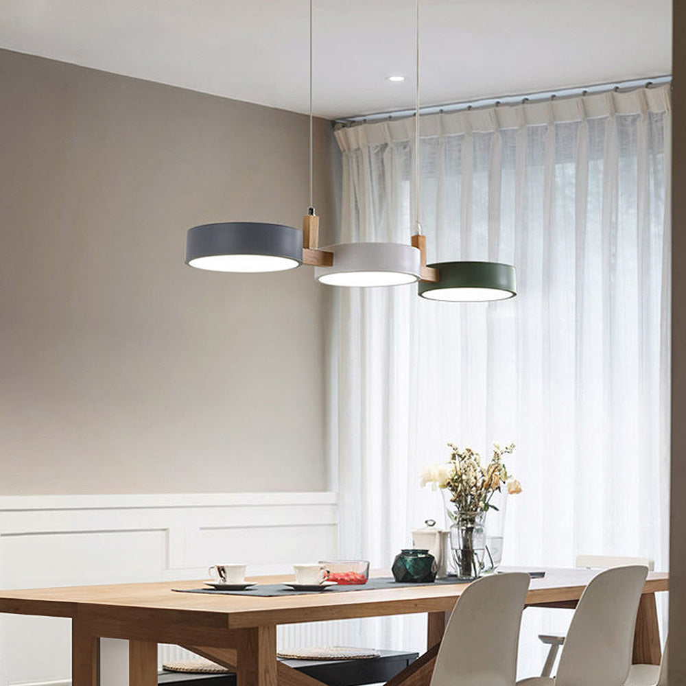 April | Linear Pendant