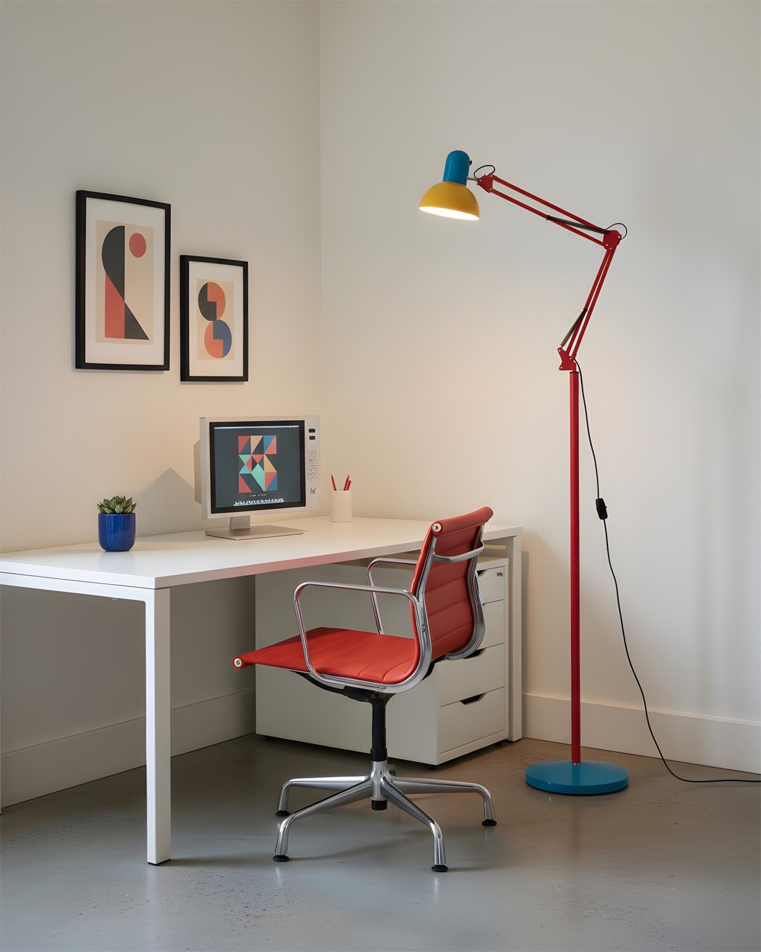 Delia | Floor Lamp