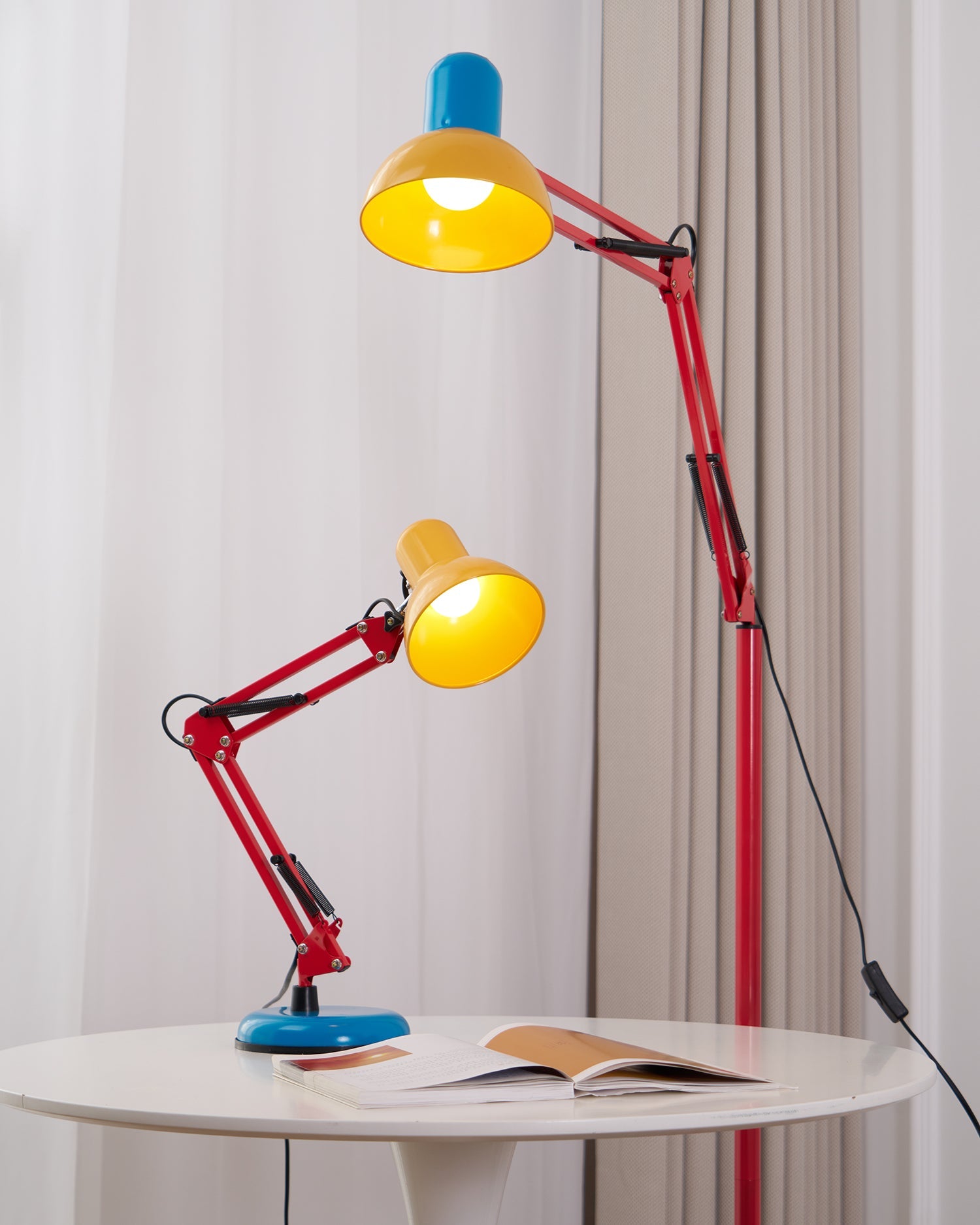 Delia | Floor Lamp