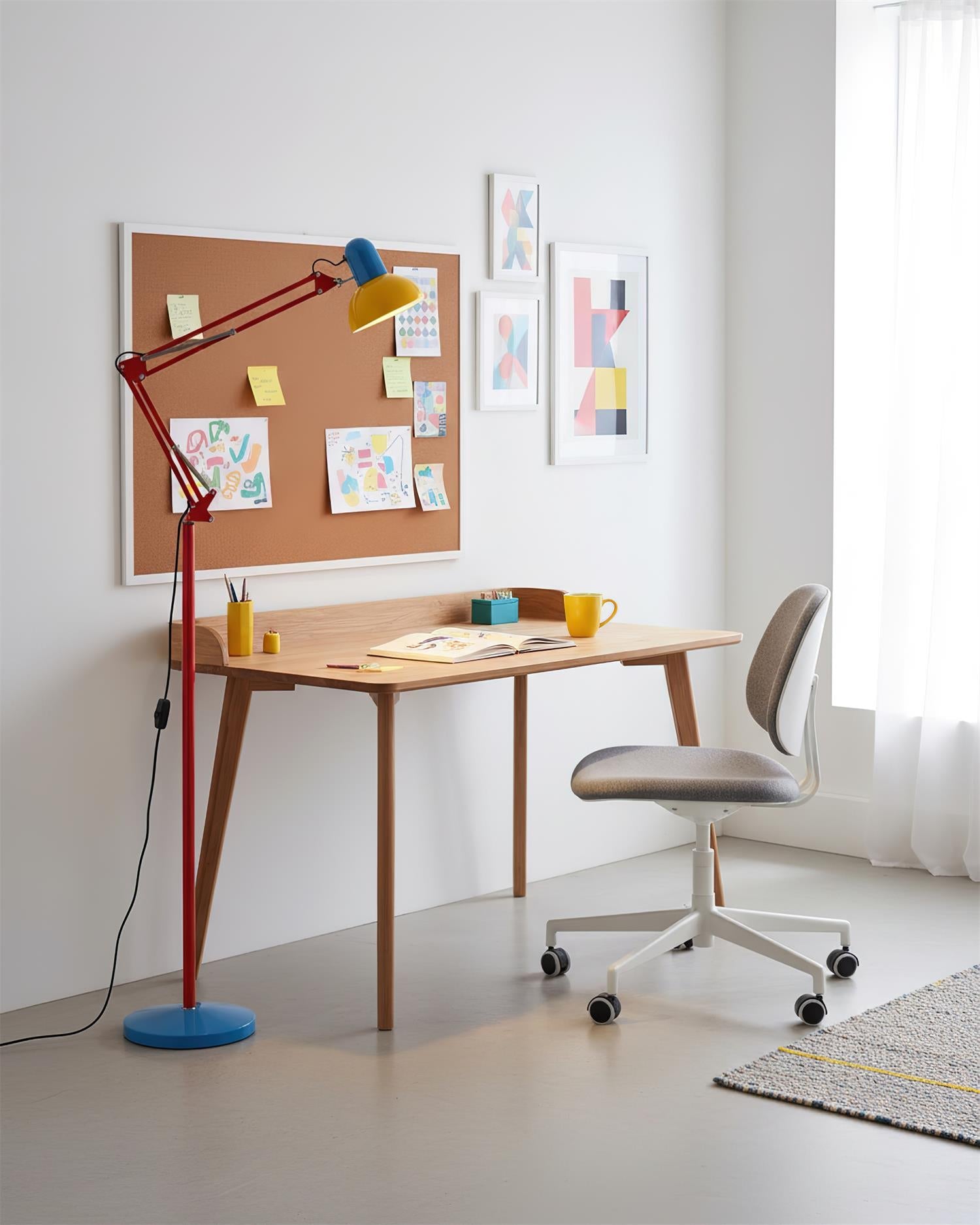 Delia | Floor Lamp