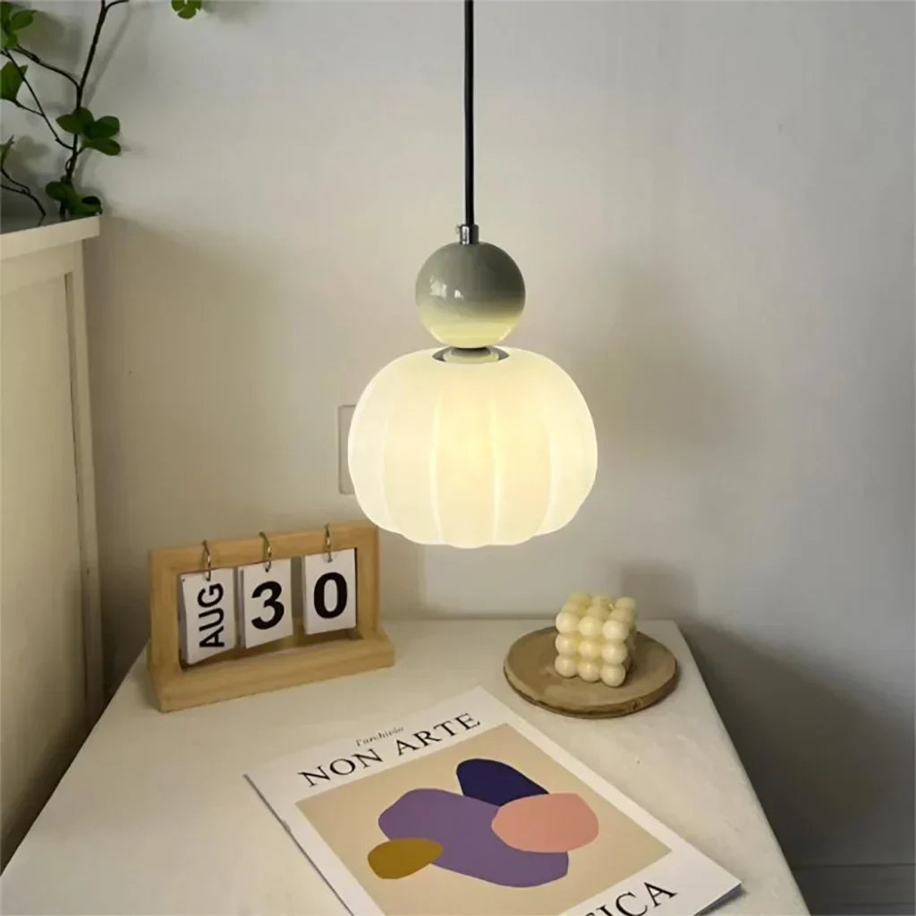Dorothy | Opaline Pendant