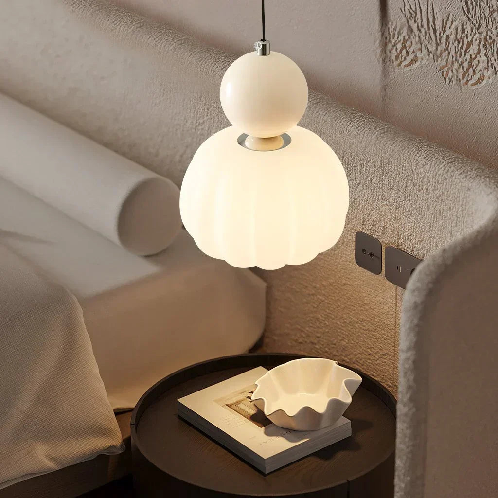 Dorothy | Opaline Pendant