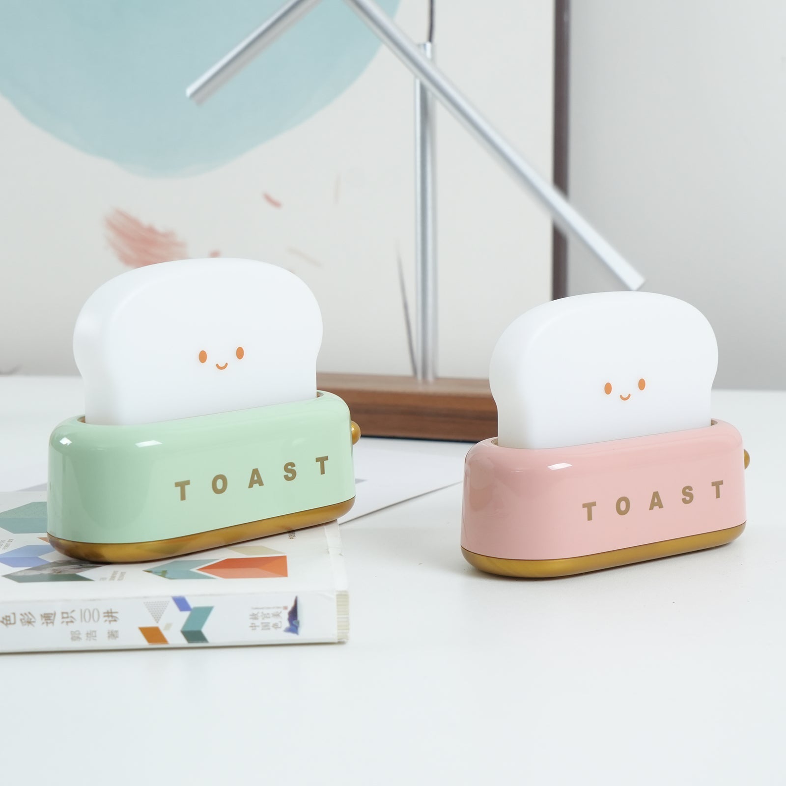 Laura | Table Lamp