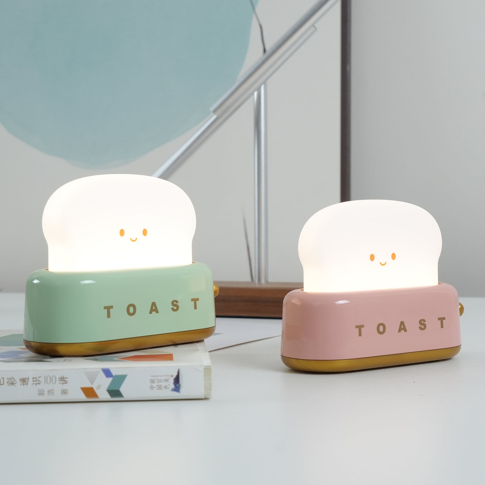 Laura | Table Lamp